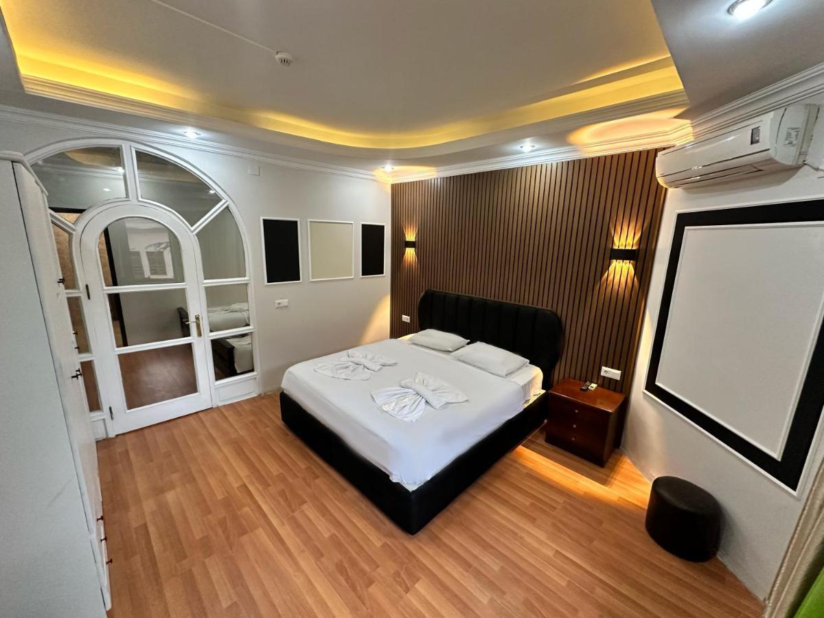 My Metropol Hotel Μπατούμι Εξωτερικό φωτογραφία