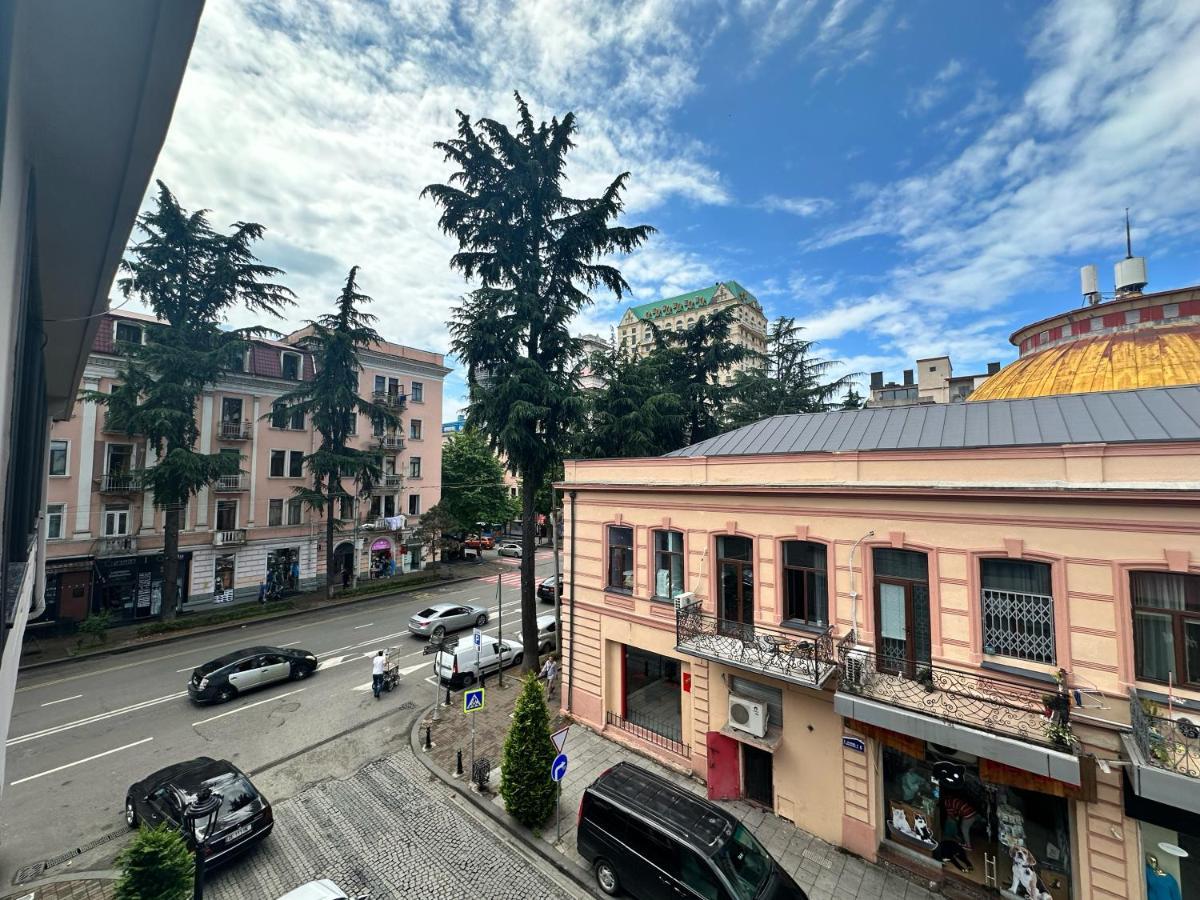 My Metropol Hotel Μπατούμι Εξωτερικό φωτογραφία
